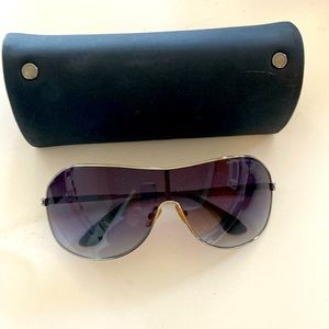 Marc by Marc Jacob’s shield aviators